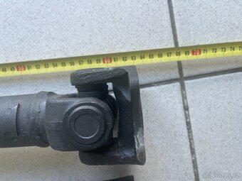 Prodam kardanky na traktor Bělorus. - 2