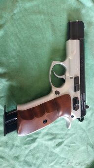 CZ- USA 75 B - 2