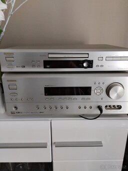 Onkyo receiver - 2