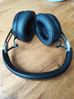 Sluchátka Sennheiser momentum 3 - 2