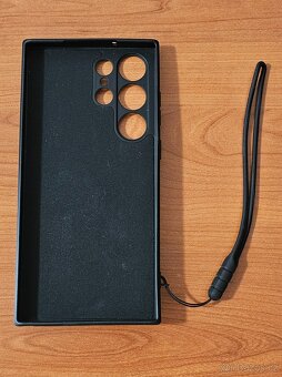 Černý kryt s poutkem a prstenem pro Samsung S23 Ultra - 2