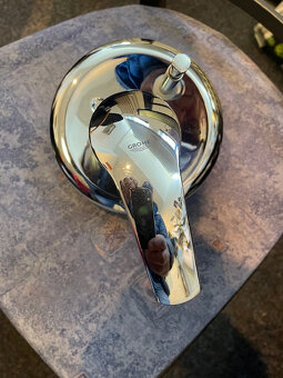 Podomítková sprchová a vanová baterie GROHE - 2