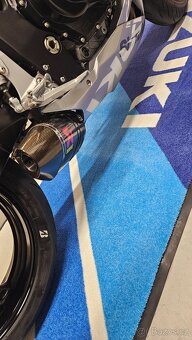 Suzuki GSX-R 750 k9 - 2