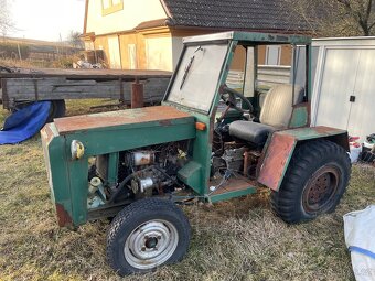 Prodám nebo vyměním Malotraktor + valník. - 2