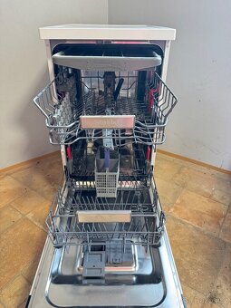 Prodám myčku Whirlpool- stav jako nová - 2