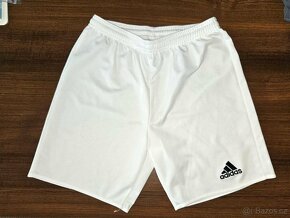 Sada dětského oblečení a 2 boty - 2