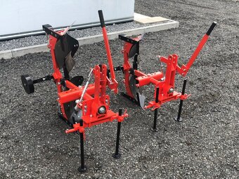 Obracecí pluh PO 230 - 2