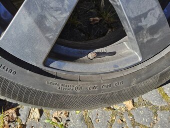 Alu Kodiaq 215/65 R 17 H Continental - 2