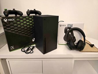 Xbox Series X 1TB SSD Black Carbon - 2