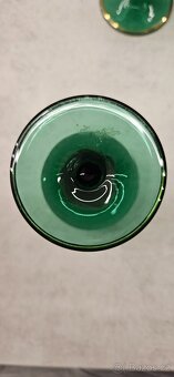 Zelené sklenicky na vino - 2