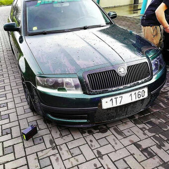 Mracitka SKODA SUPERB 1 - 2
