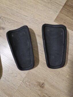 FOTBALOVÉ CHRÁNIČE THUNDER - 2