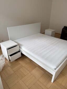 Bila postel MALM 180x200 - 2