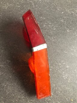 Kryt světla škoda - 2