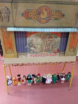 STAŘIČKÉ LOUTKOVÉ DIVADLO - 2