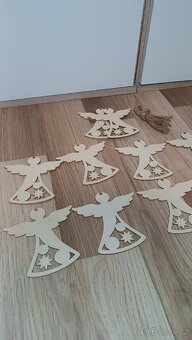 Dřevěné vánoční ozdoby anděl – sada 10 ks - 2