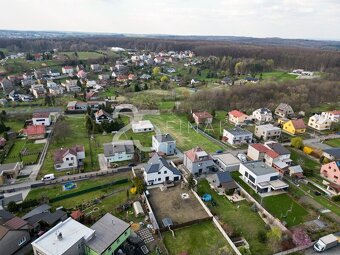 Prodej RD po kompletní rekonstrukci se zahradou v Ostravě - - 2