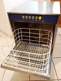 Gastro profesionální myčka Electrolux - 2