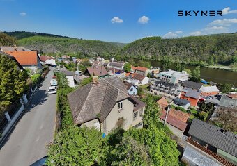 Rodinný dům s panoramatickým výhledem a kompletní občanskou - 2