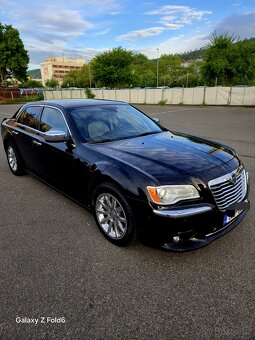 Lancia Thema na splatky bez akont. - 2