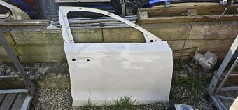 Škoda Octavia IV prave přední dveře - 2