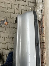 Prodám zadní nárazník bmw e39 v barvě Artik silver - 2