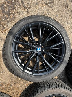 Originální m bmw kola R18 5 ks Zimní pneu NOKIAN - 2