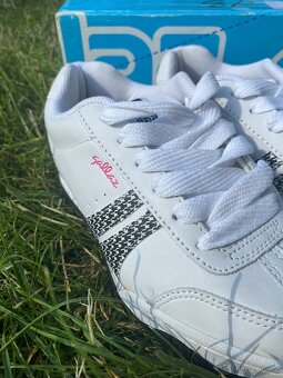 Tenisky white/black vel. 35 - 2
