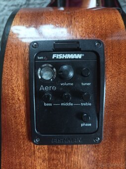 Elektroakustická kytara Fender - 2