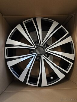 Škoda Octavia 3 . Arceo DY1137, 17x7.5 5x112 ET45 - 2
