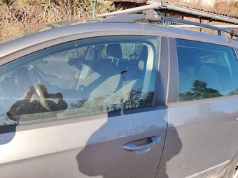 Volkswagen Passat - 2