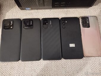 Mobily na náhradní dily - 2