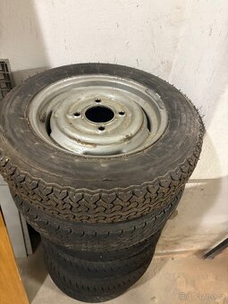 Škoda - 2 x plechový disk + pneu 155 / 80 / 14 - 2