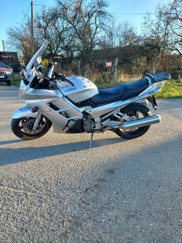 Yamaha FJR1300 - 2