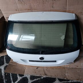 VW golf combi 5,6-5.dveře - 2