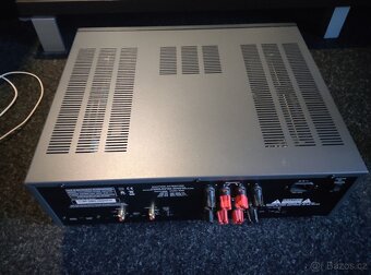 Koncový zesilovač NAD C272 - 2