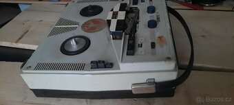 Magnetofon Tesla B4 - 2