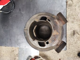 Válec Jawa kyvačka 250 - 2