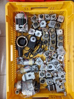 Elektro materiál a jiné - 2