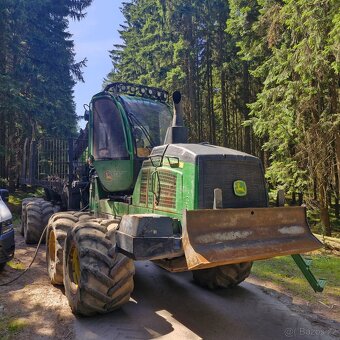 John Deere 1210 G - 2