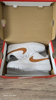Nike Court borough 38,5eu - 2