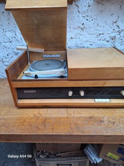 Prodám gramoradio Tesla opereta 1021 A - 2