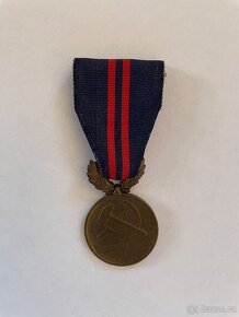 medaile a čestné uznání - 2