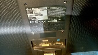 Monitor Lg Flatron IPS224V-PN - 2