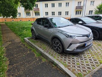 C-HR 1.8 hybrid automat, první majitel a koupeno CZ 2018 - 2