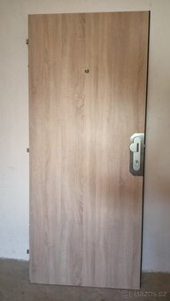Vstupní dveře bytové, bezpečnostní - protipožární - 2