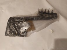 Držák hromosvodu dvoudílný na hřeben Pz antracit - 2