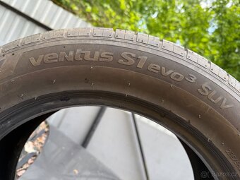 Hankook 235/55 ZR18 - 2