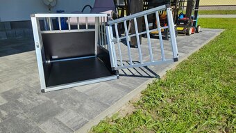 Alu přepravní box pro psy - 2