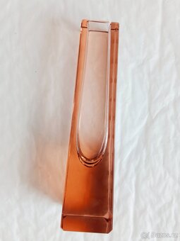 Krásná broušená růžovo-oranžová vázička - 2